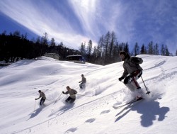 Find den billige korte skirejse eller weekendskiferie nu