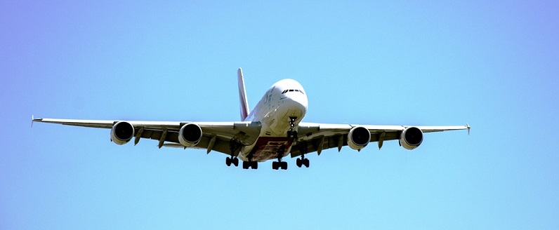 Se hvad du har krav på når dit fly eller færge er forsinket